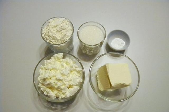 Рогалики из творога - самые вкусные рецепты теста и начинки для домашней выпечки Творожные рогалики с мармеладом
